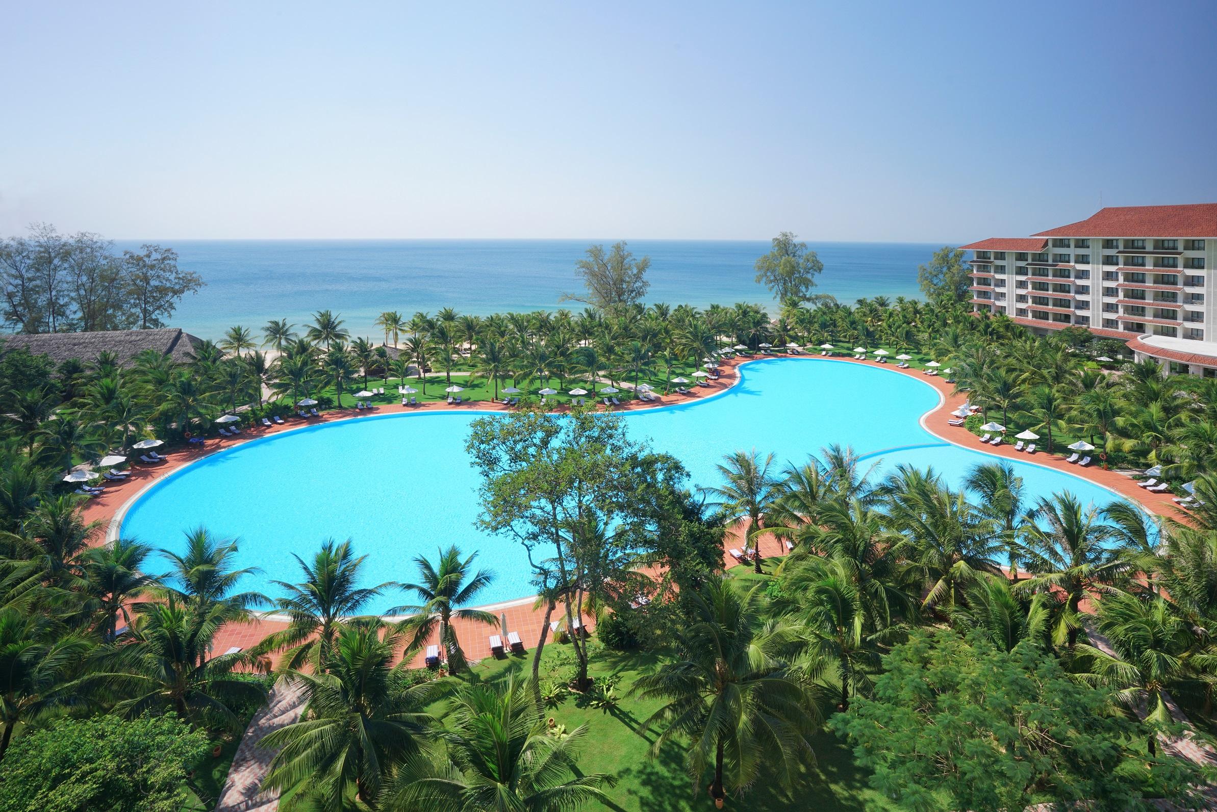 Sheraton Phu Quoc Long Beach Resort Exterior photo